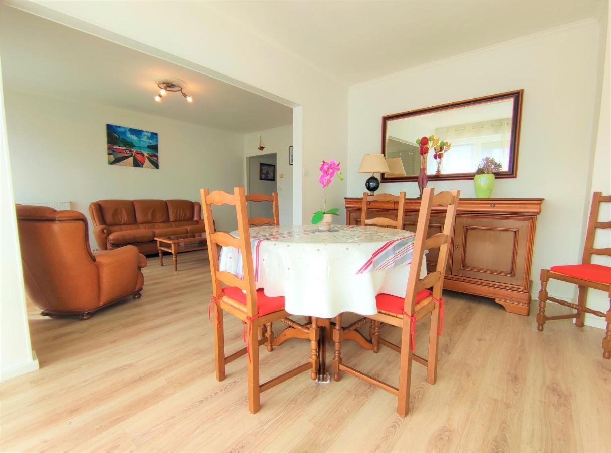 6 Appartements Et 4 Adresses A Mi-Chemin Entre Le Vieux Port Et L Ile De Re Ла Рошел Екстериор снимка